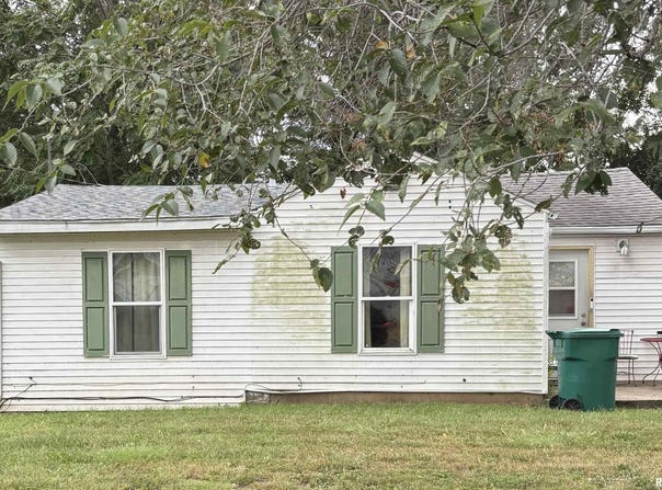 1502 HILLVIEW Drive, Pekin, IL 61554