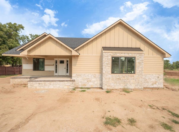502 W Cherry Oaks St., Cheney, KS 67025