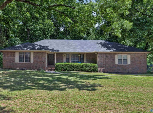 222 Dee Ann Road, Trinity, AL 35673