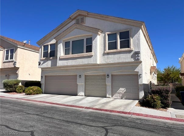 8688 Tomnitz Avenue, Las Vegas, NV 89178