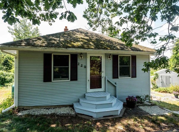 220 Chester Road, Auburn, NH 03032