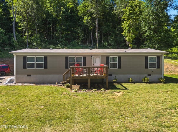 7812 Stagecoach Rd, Whitesburg, TN 37891