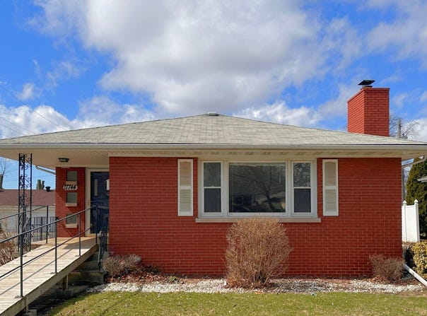 17744 Bernadine Street, Lansing, IL 60438
