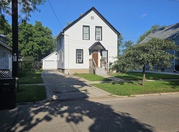 1125 Hackett, BELOIT, WI 53511
