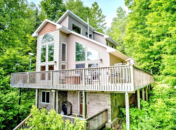3007 W Pike Lake, Gwinn, MI 49841-0000