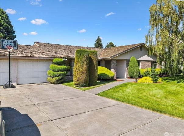 1525 E Catalpa St, Othello, WA 99344