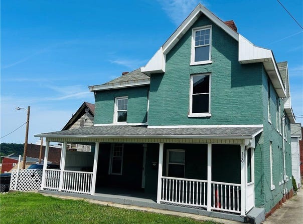 118-120 S Carnegie Ave, Connellsville, PA 15425