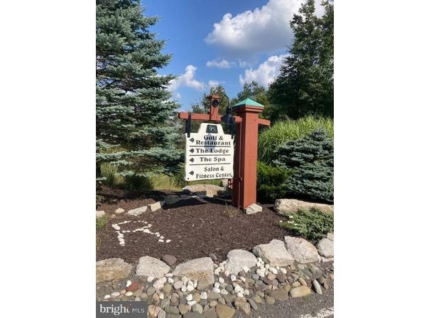 51 MOHICAN COURT, HAZLETON, PA 18202