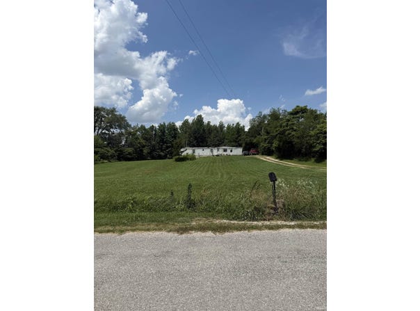 2968 W County Road 950 N Commons, Chrisney, IN 47611