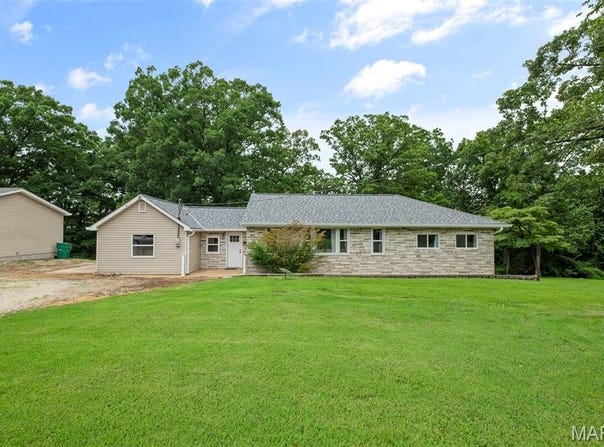 5651 State Road B, Hillsboro, MO 63050