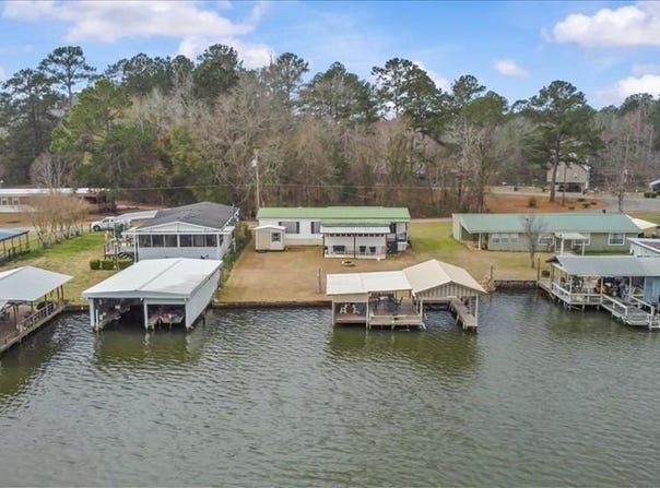 25678 Memory Rd, Andalusia, AL 36421