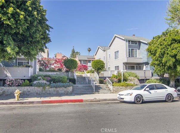 20235 Keswick Street, Winnetka, CA 91306