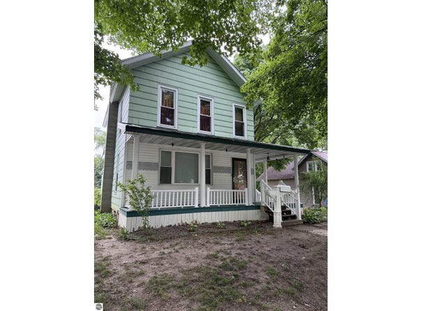 414 N Maple Street, Ithaca, MI 48847