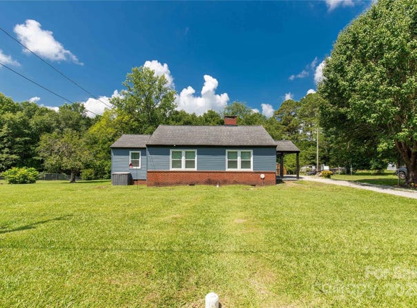 1658 Hillcrest Avenue, Lancaster, SC 29720