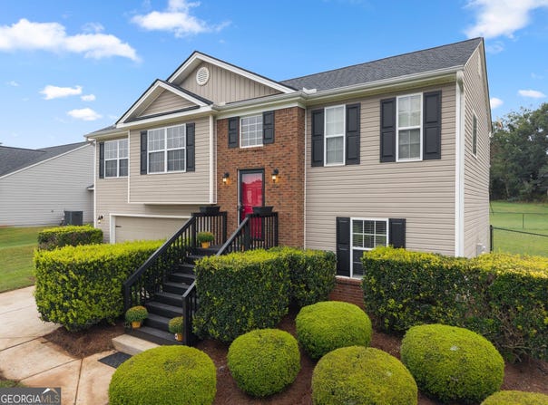 1104 Hummingbird Way, Winder, GA 30680