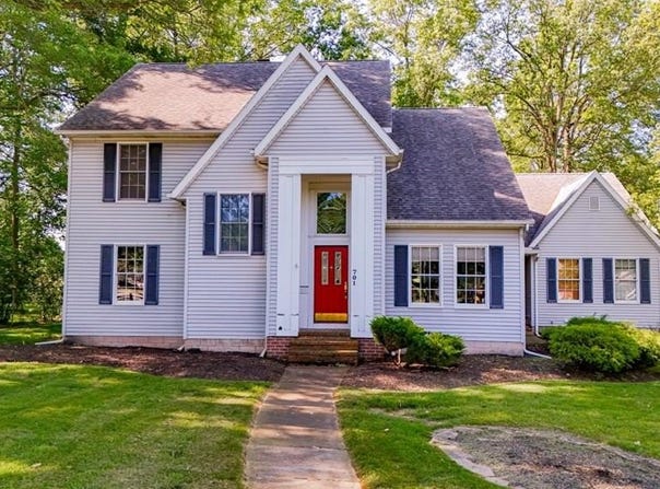 701 Kennedy Drive, Willard, OH 44890