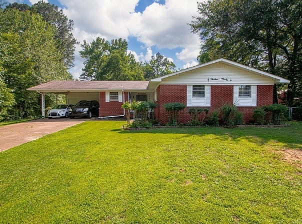 1920 W Arch Avenue, Searcy, AR 72143