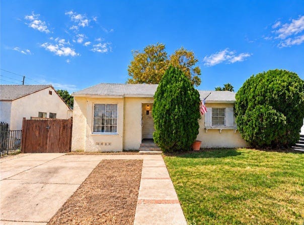 7509 Kraft, North Hollywood, CA 91605