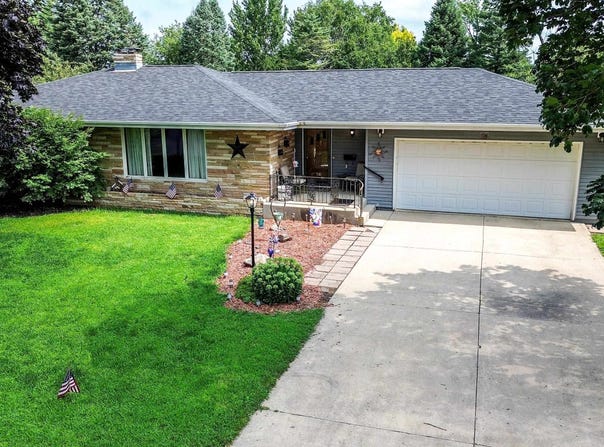 710 Ithaca Avenue, Spirit Lake, IA 51360