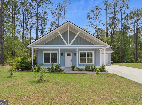 1636 Ashantilly Drive, Darien, GA 31305