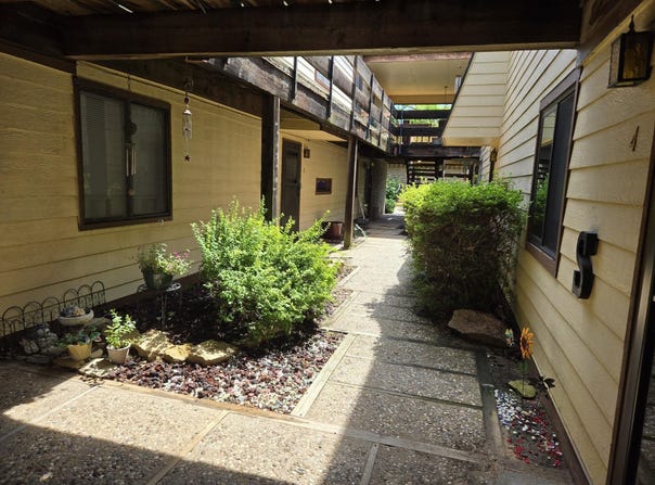 1500 E 10th, Winfield, KS 67156