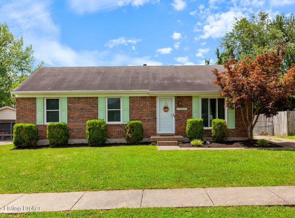 12214 Ridgemont Rd, Shepherdsville, KY 40229
