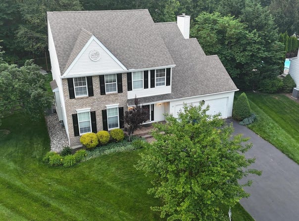 8 SPUR RIDGE COURT, NEWARK, DE 19702