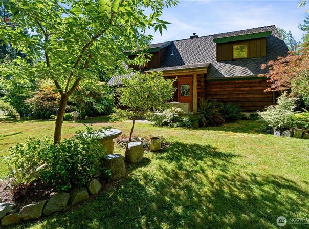 825 SW Winter Spring Lane, Port Orchard, WA 98367