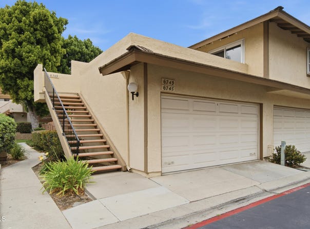 6743 Shakespeare Way, Ventura, CA 93003