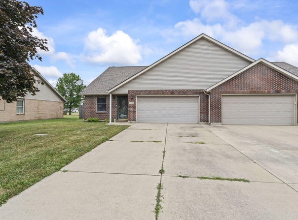 2930 Delaware Circle, Piqua, OH 45356