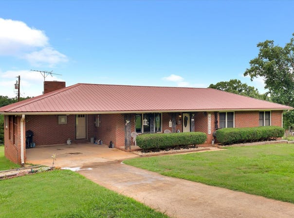126 Crawford Road, Starr, SC 29684