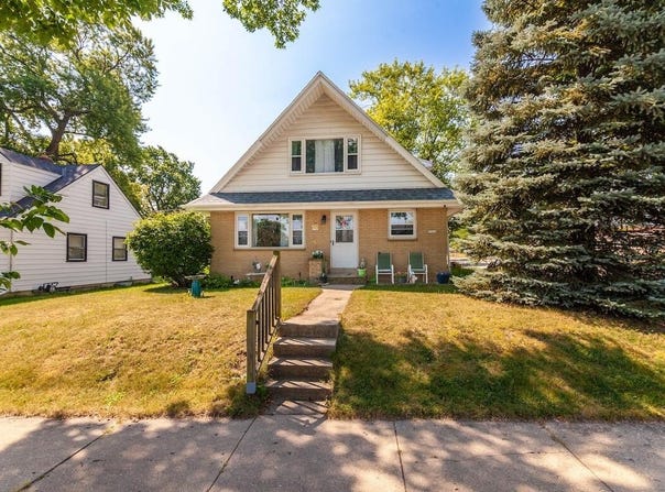 8731 W Morgan Ave, Milwaukee, WI 53228