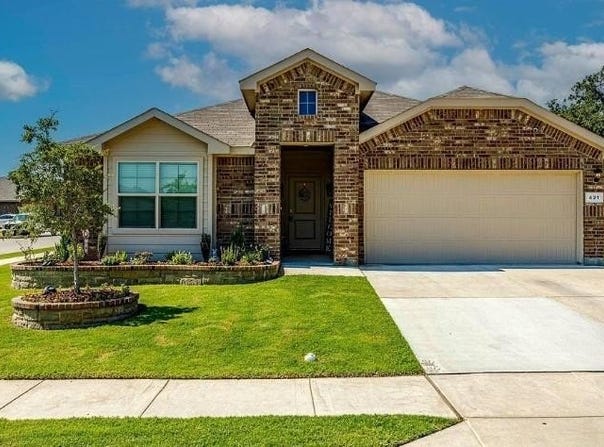 421 Atmore Street, Azle, TX 76020