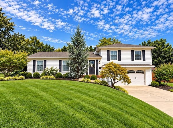 9643 Woodson Drive, Overland Park, KS 66207