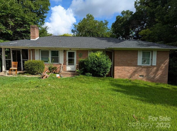 304 E Barr Street, Lancaster, SC 29720