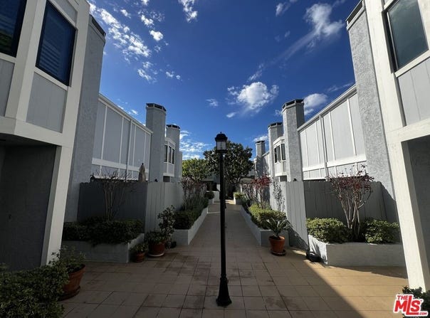 1044 20th St, Santa Monica, CA 90403