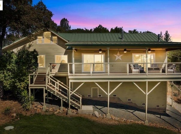 11020 Homestead LN, Penn Valley, CA 95946