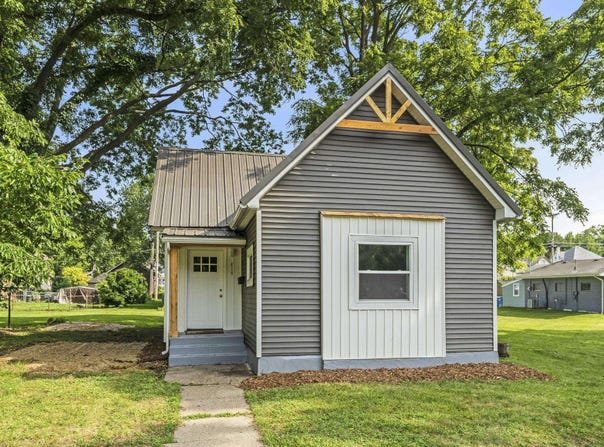 410 E 11Th Street, Auburn, IN 46706-2414