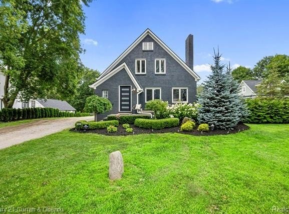 19203 Clement Road, Northville, MI 48167