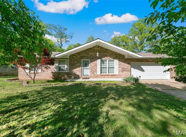 5418 Oakcrest Drive, Imperial, MO 63052