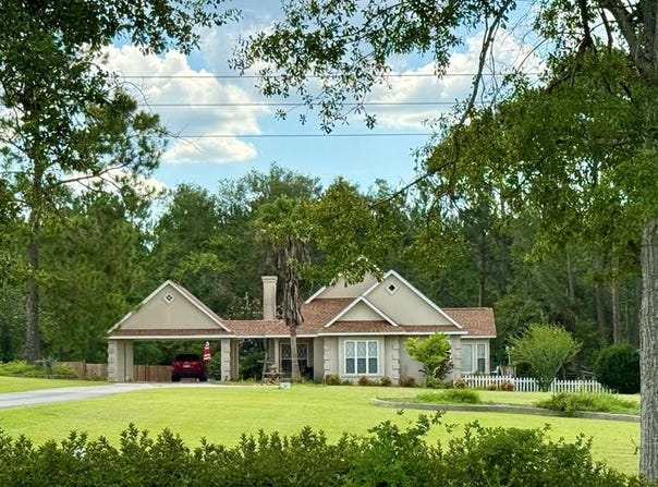 1813 Loop Rd, Vidalia, GA 30474