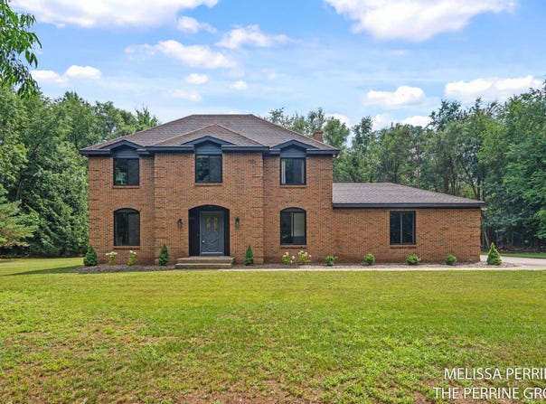 7770 Sudbury Lane SE, Ada, MI 49301