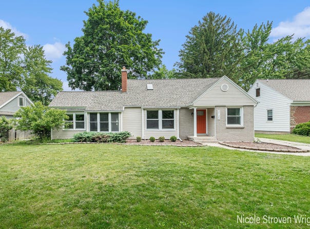 2125 Englewood Drive SE, Grand Rapids, MI 49506