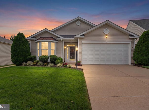 16908 FOUR SEASONS Drive, DUMFRIES, VA 22025
