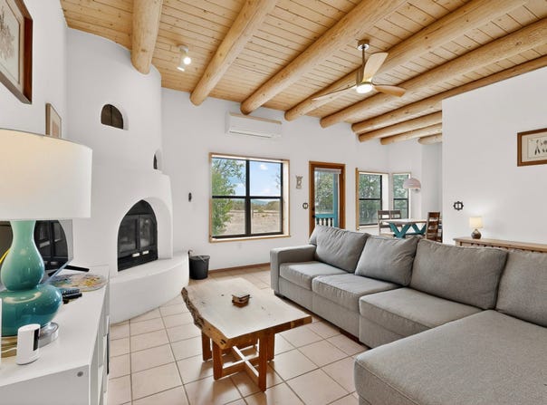 7 Bonito Court, Santa Fe, NM 87508