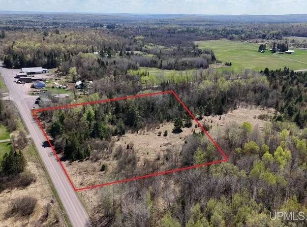 TBD43 Tapiola, Chassell, MI 49916