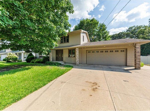 1633 Massee Street, Albert Lea, MN 56007