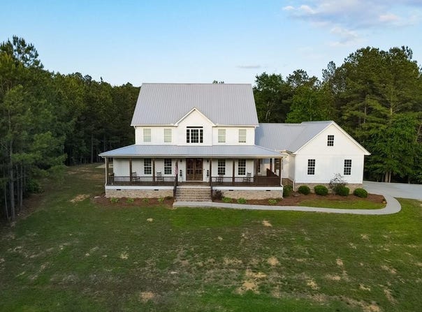 564 Crumbley Road, CHATSWORTH, GA 30705