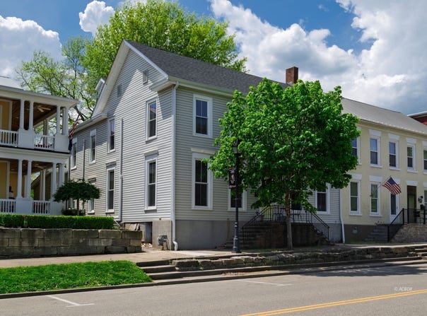 11 Court Street, Gallipolis, OH 45631