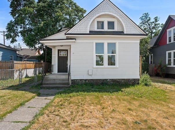 307 W Knox Ave, Spokane, WA 99205